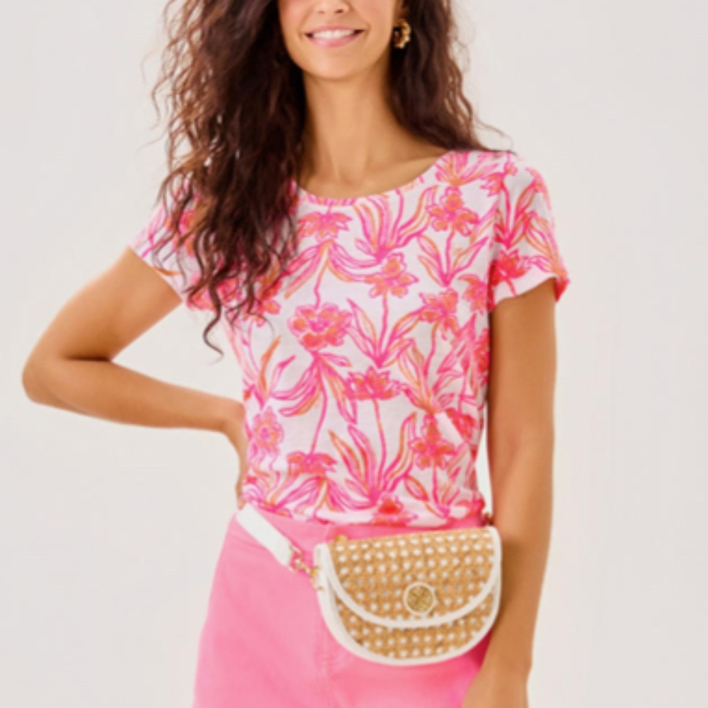 NWT Lilly Pulitzer Etta Scoop Neck Tee Size S Resort White Lovely Long Stems NIP